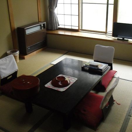 Ryokan Warabino Takayama  Exterior photo