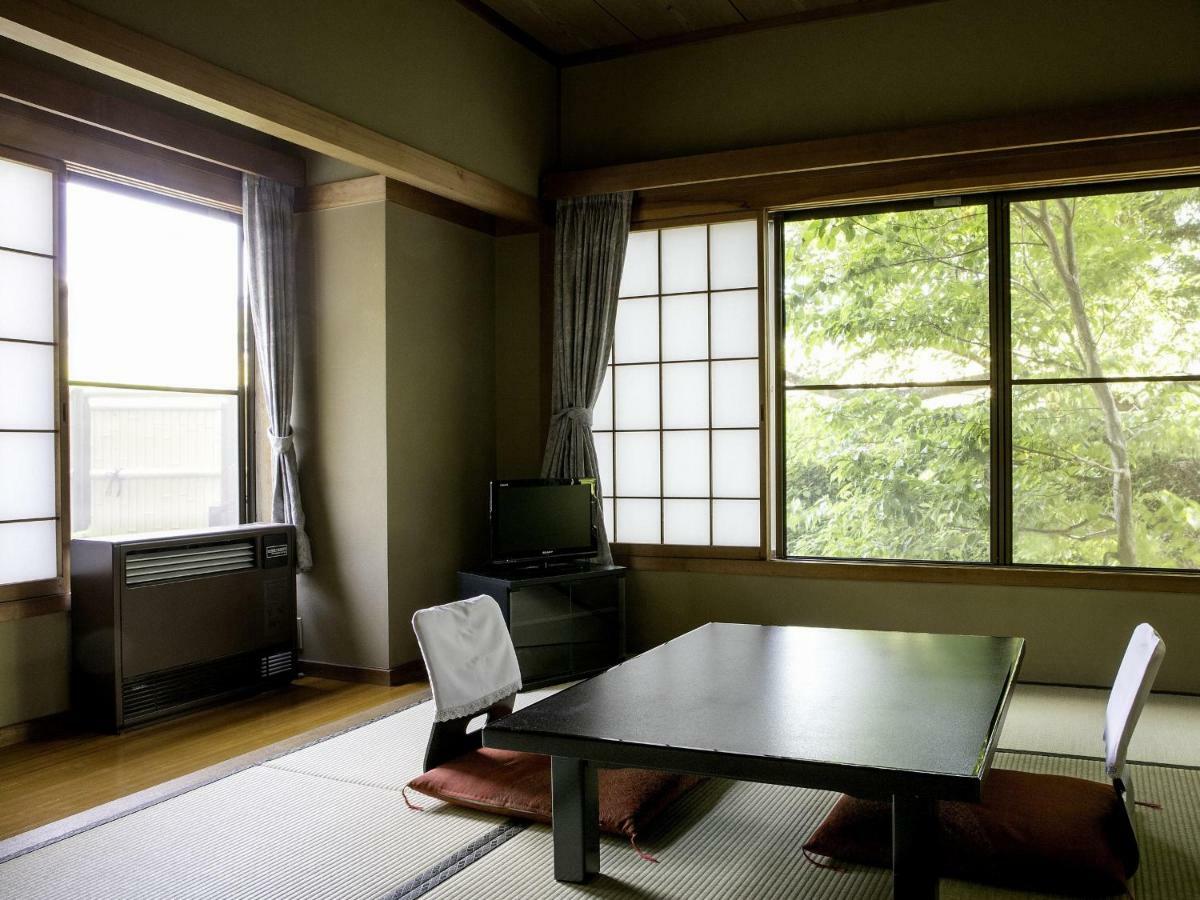 Ryokan Warabino Takayama  Exterior photo